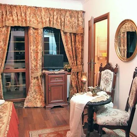 بيت ضيافة Epoka مينززدرويه