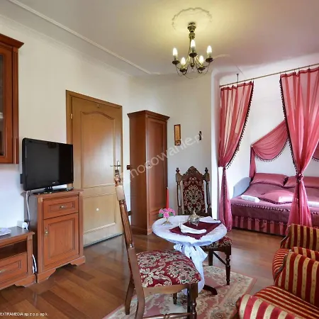 Epoka بيت ضيافة مينززدرويه